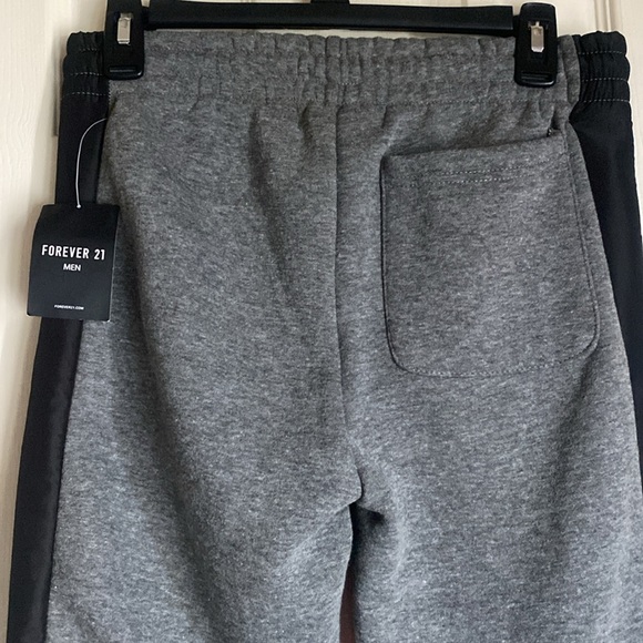 Forever21 Mens Joggers NWT - Picture 4 of 7